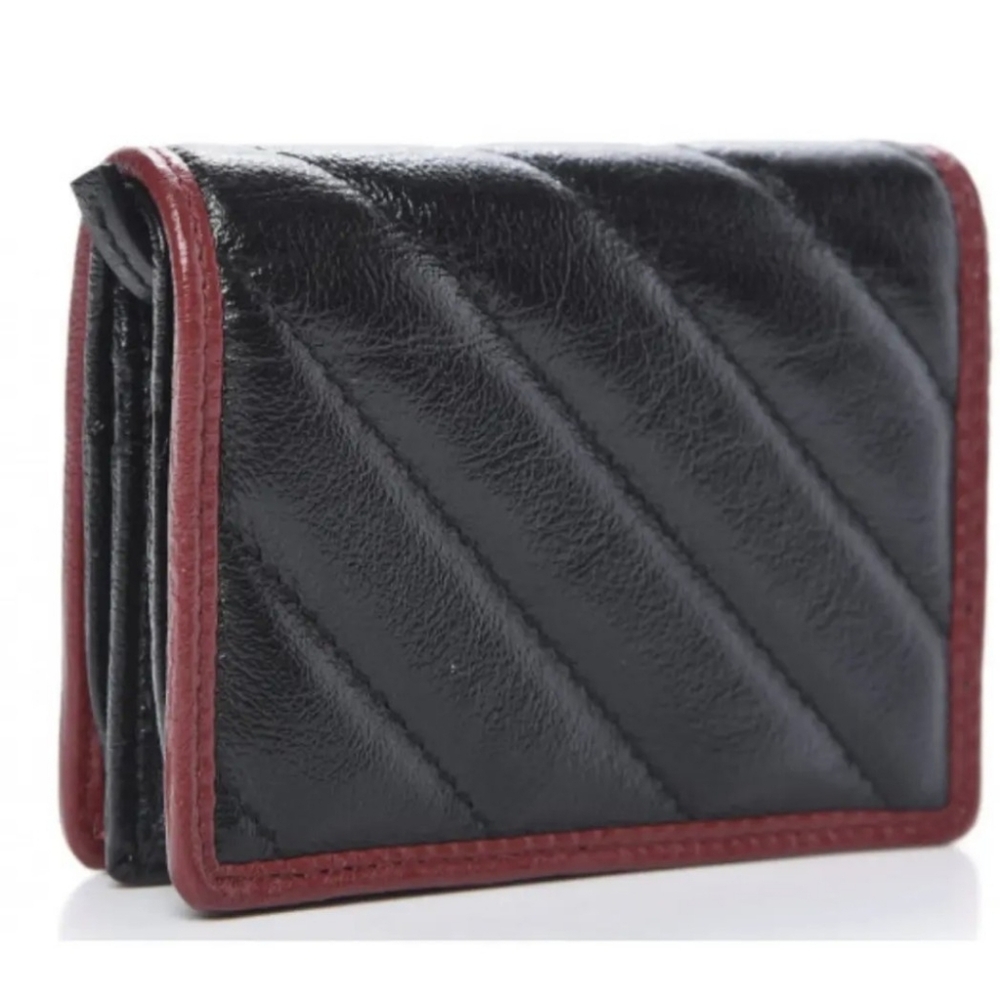 Gucci Quilted Black Wallet with Red Accents - Picture 7 of 16